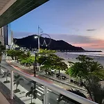 Frente Mar 4 Suites Com Vista Fantastica De Toda Bc