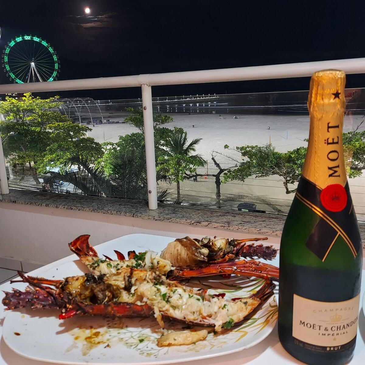 Apartamento Frente Mar 4 Com Vista Fantastica De Toda Bc